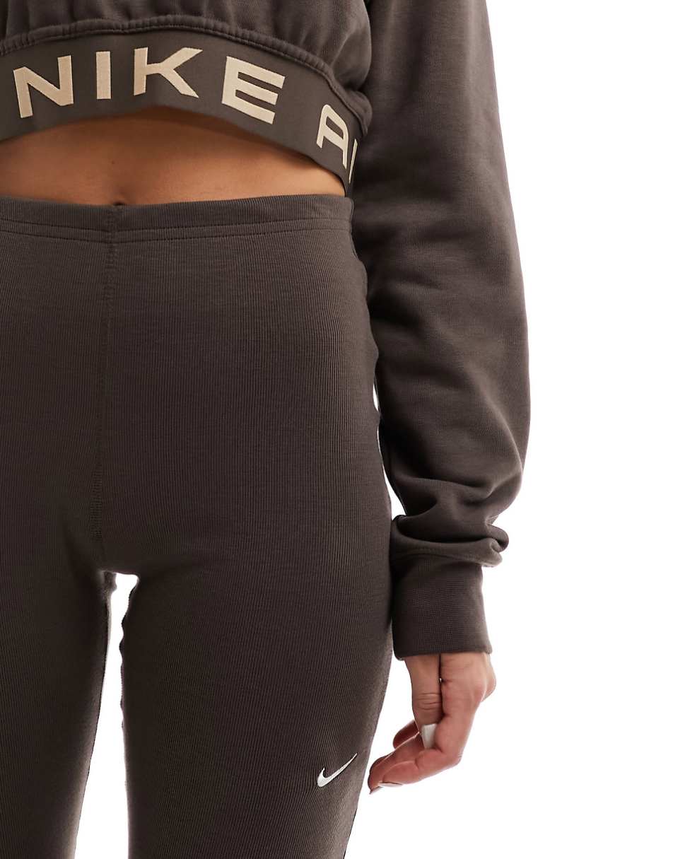 Nike mini-ribbed flared leggings in baroque brown