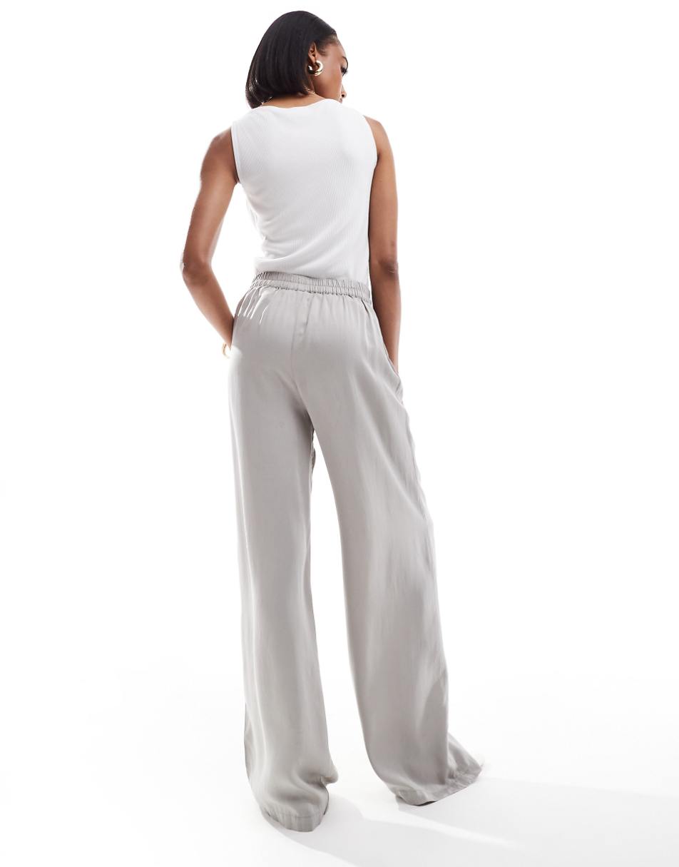 ASOS DESIGN Tall wide leg pants in gray