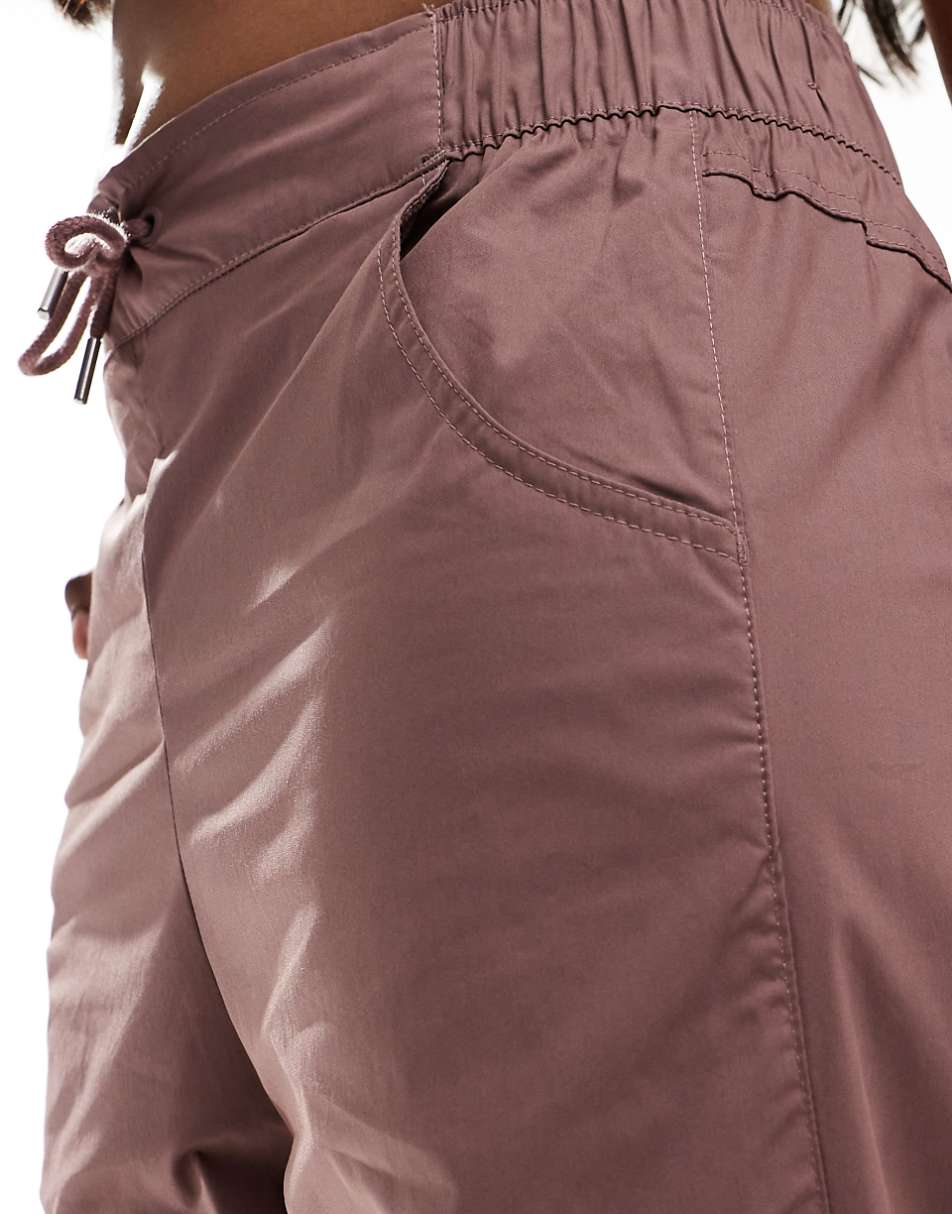 Nike essentials woven pants in purple