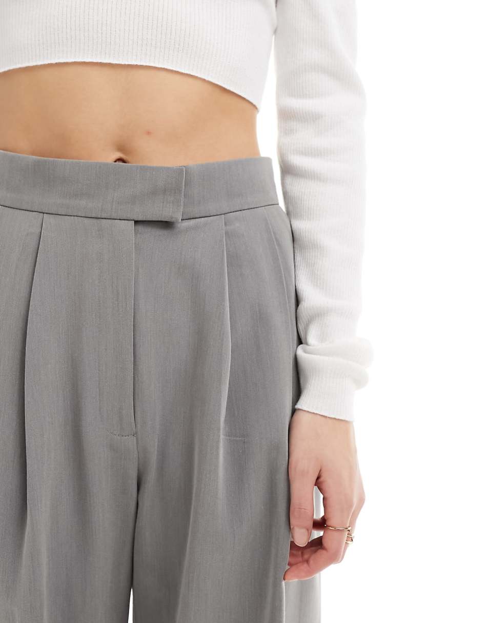 ASOS DESIGN tailored wide leg pants with pleat detail in gray