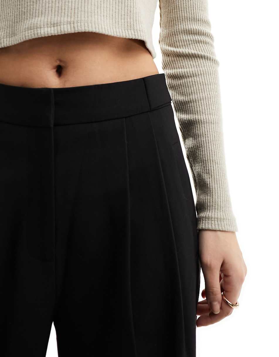 ASOS DESIGN tailored barrel leg pants in black