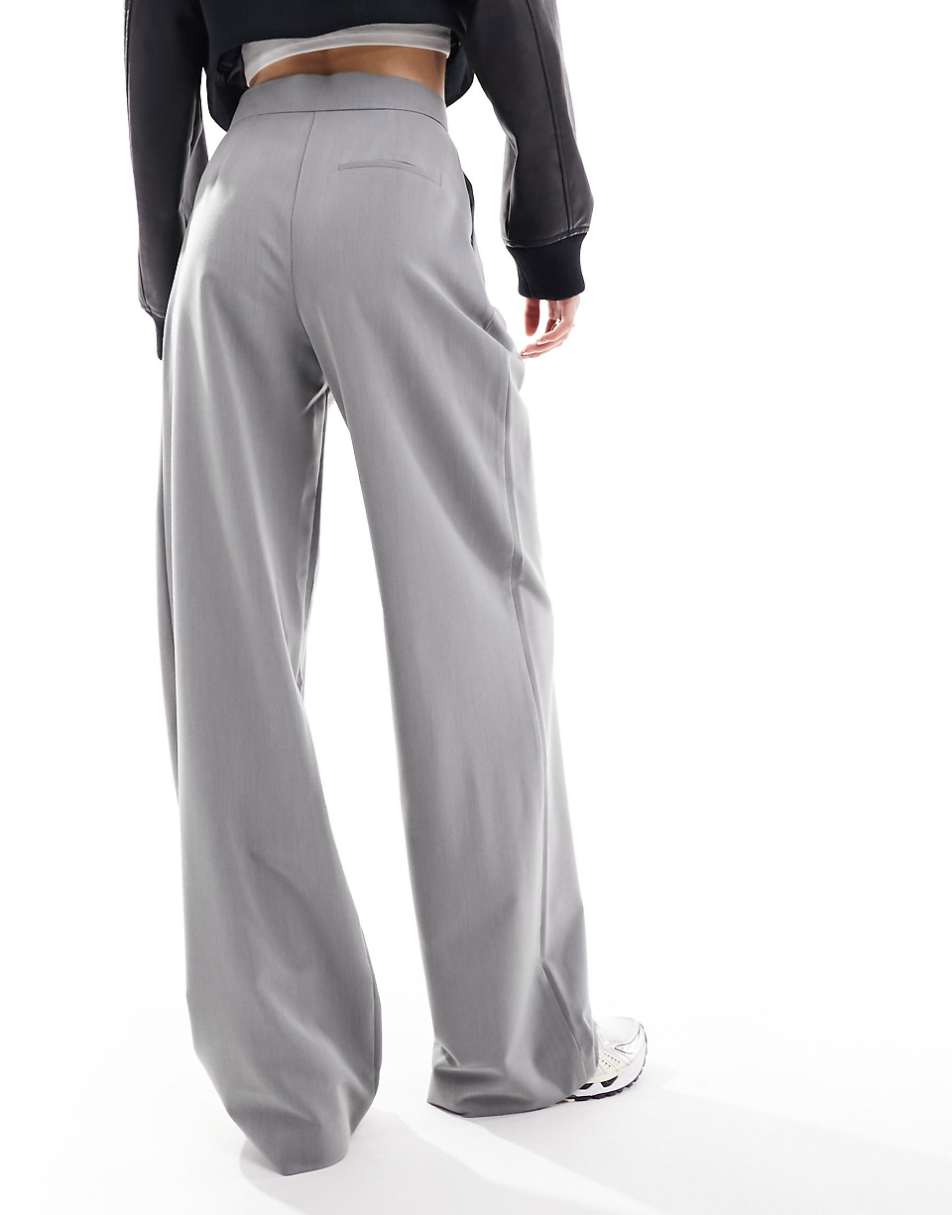ASOS DESIGN Tall tailored wide leg pants with pleat detail in gray