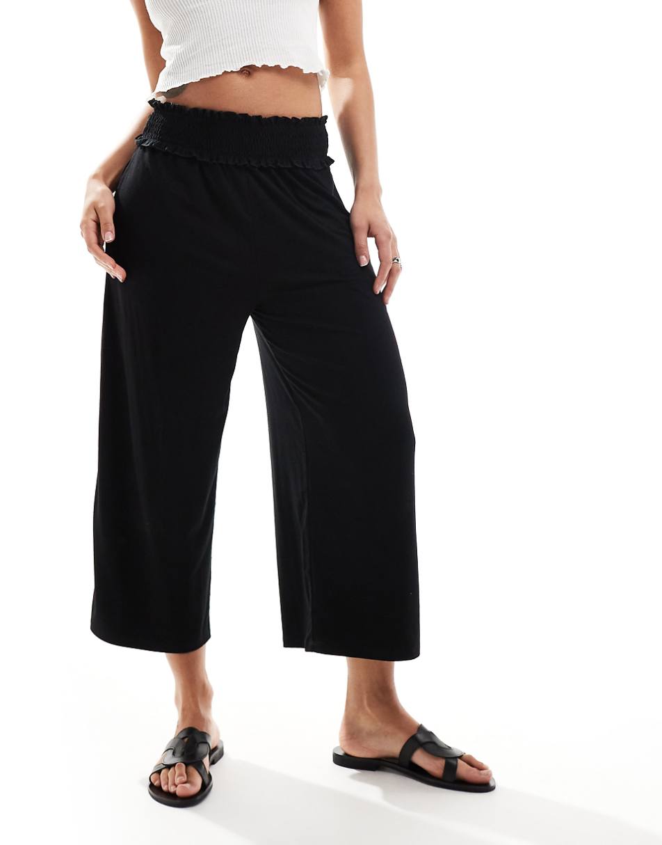 ASOS DESIGN shirred waist cropped culotte pants in black