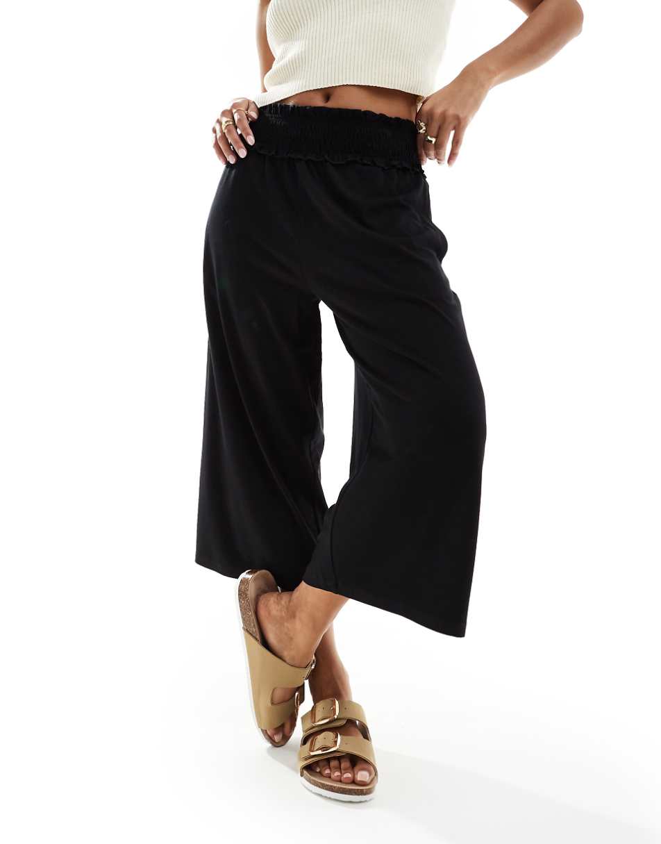 ASOS DESIGN Petite shirred waist cropped culotte pants in black