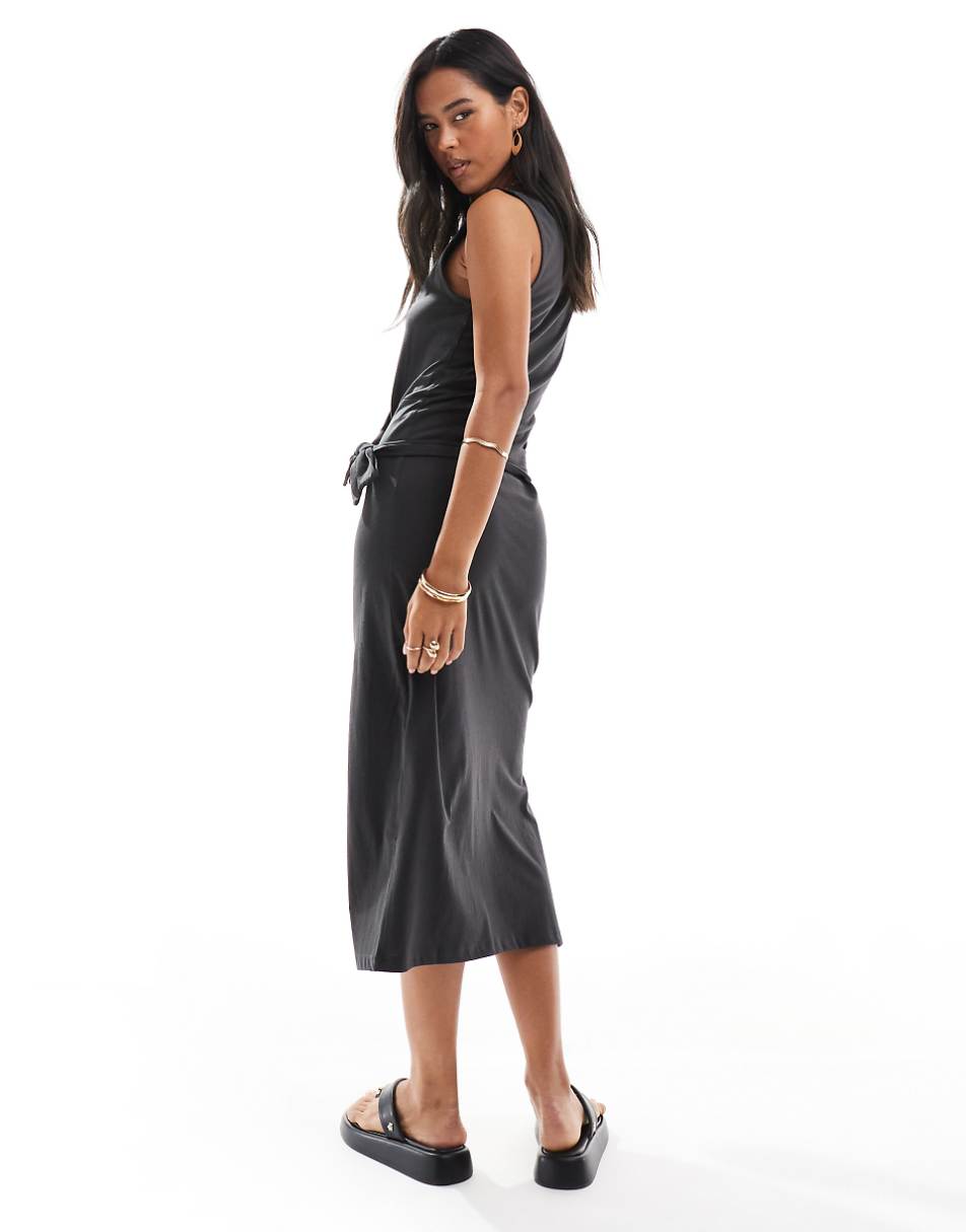 JDY sleeveless knot midi dress in black