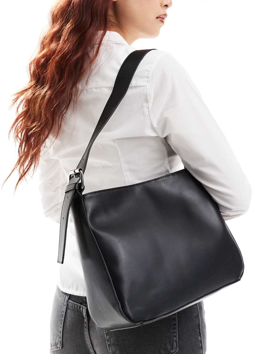Glamorous clean crossbody bag in black