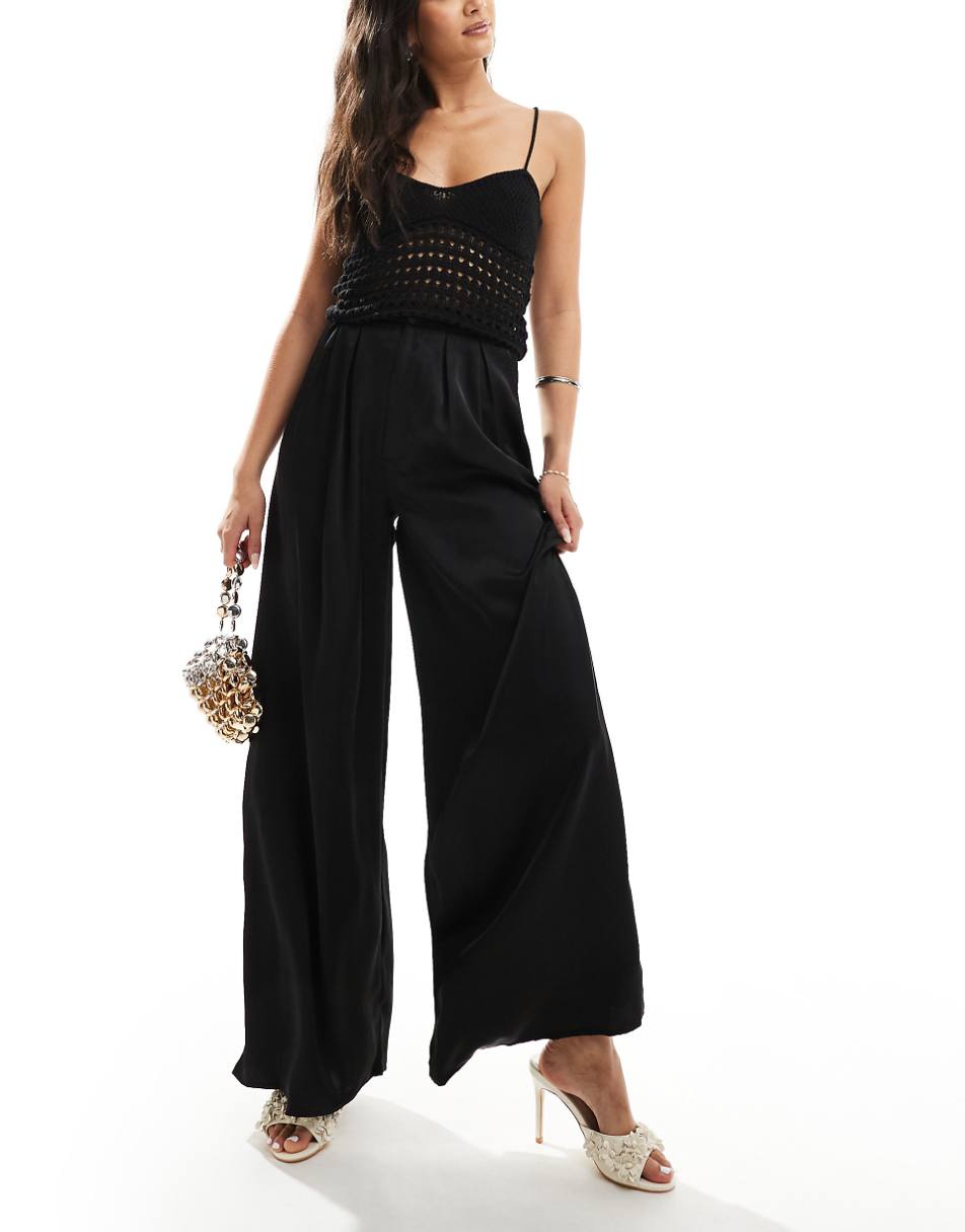 Kaiia satin wide leg pants in black