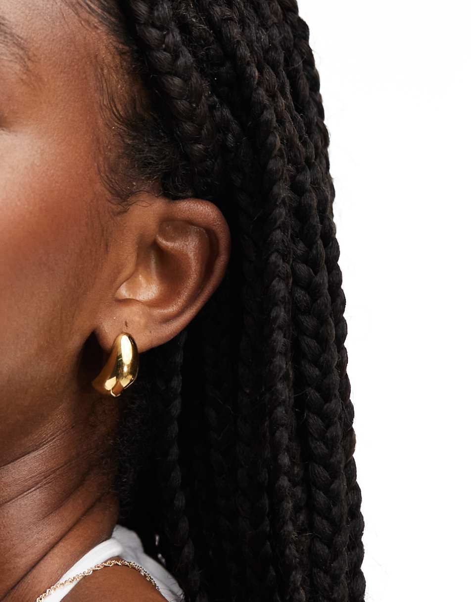 Lost Souls stainless steel dome stud earrings in 18k gold plated