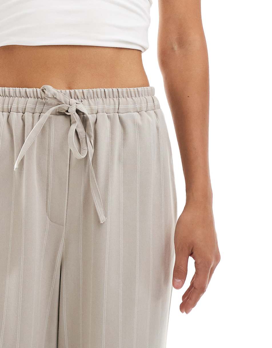 ASOS DESIGN tailored pull on pants in taupe stripe
