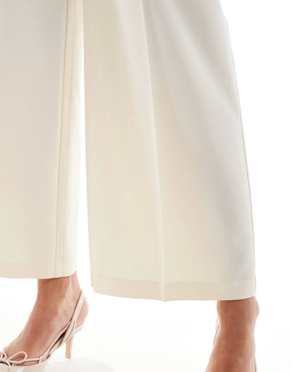 ASOS DESIGN tailored culotte in cream