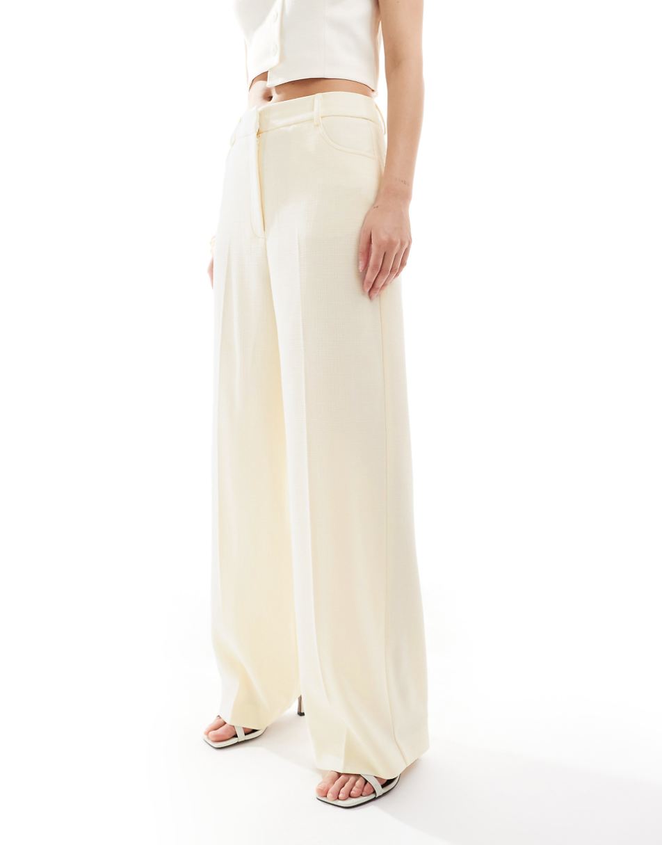 ASOS DESIGN textured tailored pant in cream