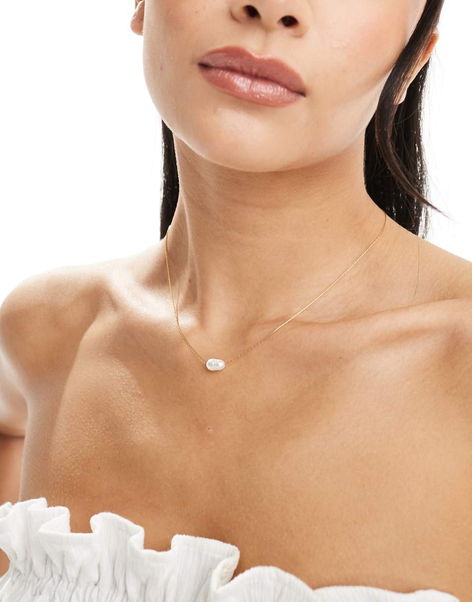 ASOS DESIGN stainless steel short necklace with faux freshwater glass pearl and fine chain in gold tone