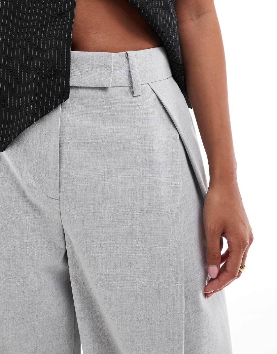 ASOS DESIGN Petite cross over pleated pants in gray