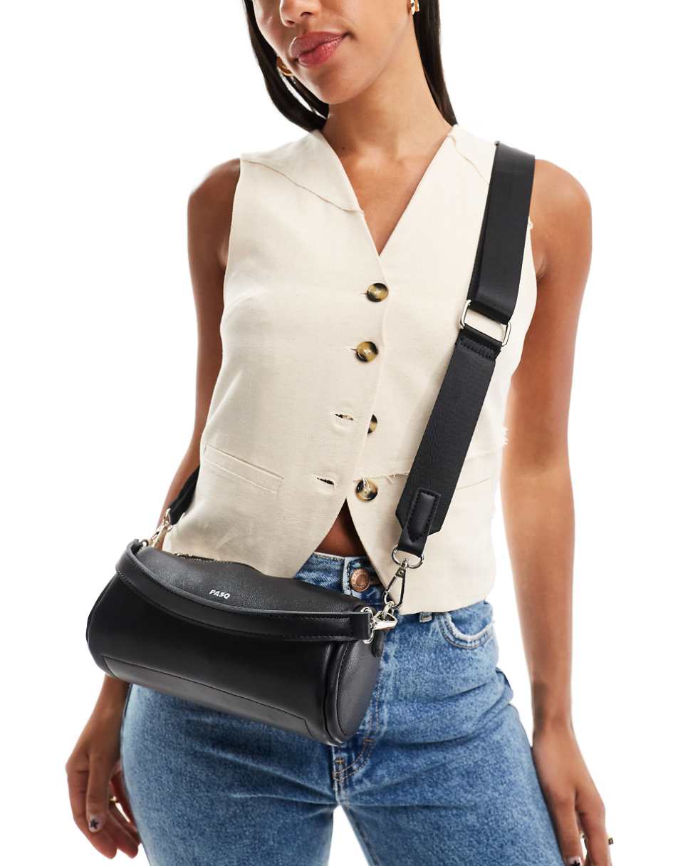 PASQ baguette shoulder bag with detachable crossbody strap in black
