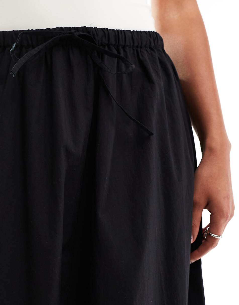 Monki poplin maxi skirt with drawstring waist in black