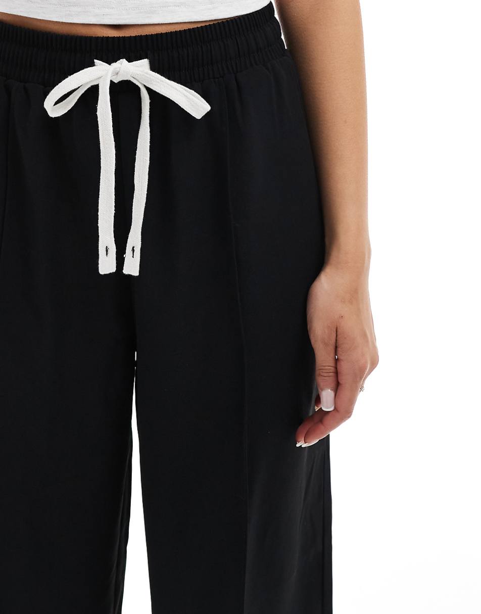 ASOS DESIGN wide leg pull on pants with contrast tie detail