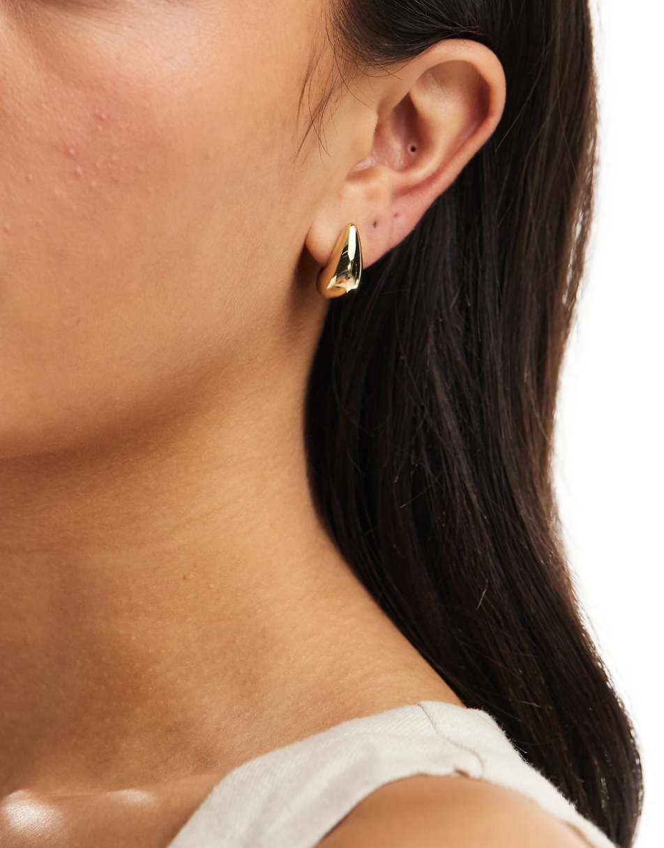 & Other Stories teardrop stud earrings in gold
