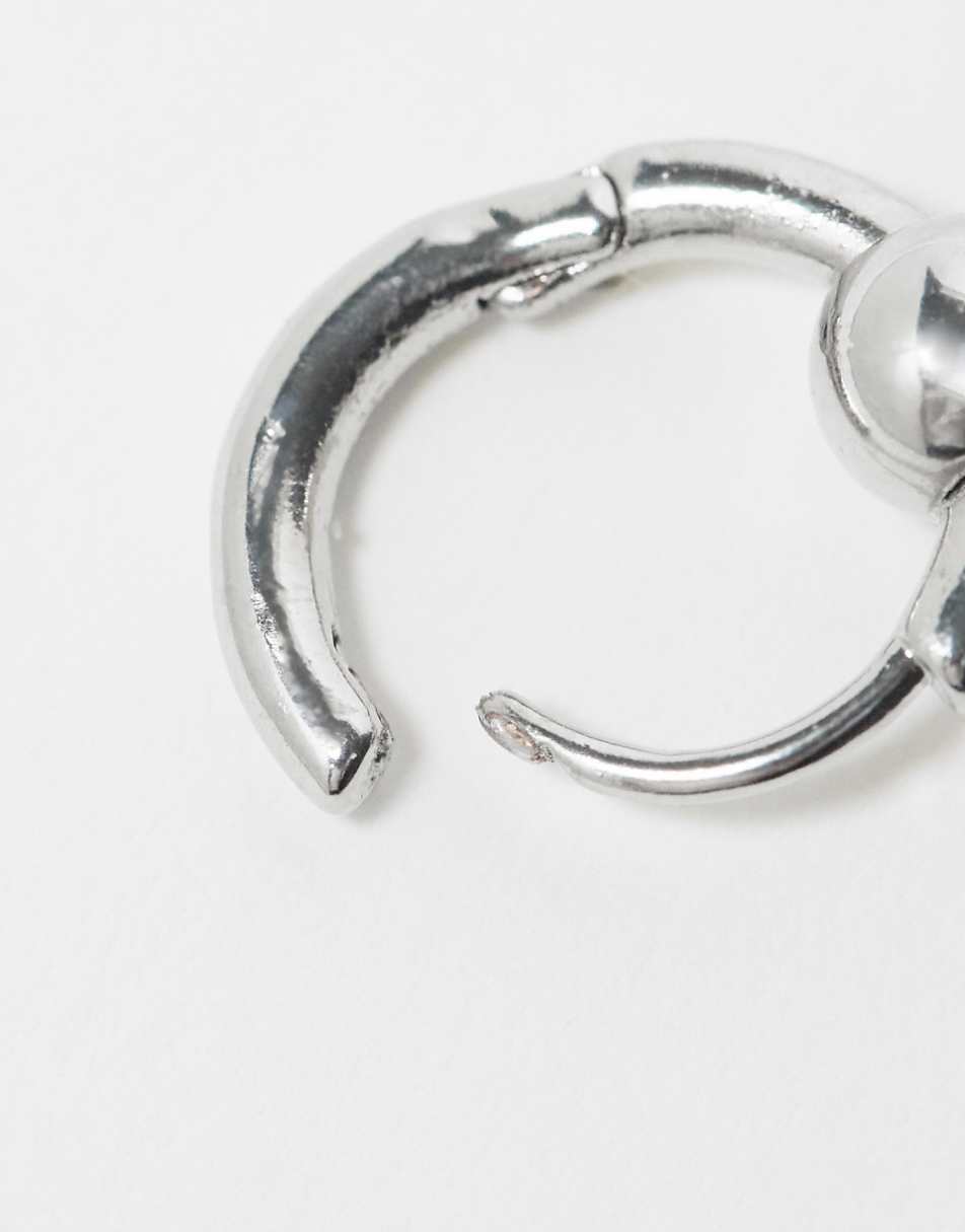 Faded Future single huggie hoop with ball in silver