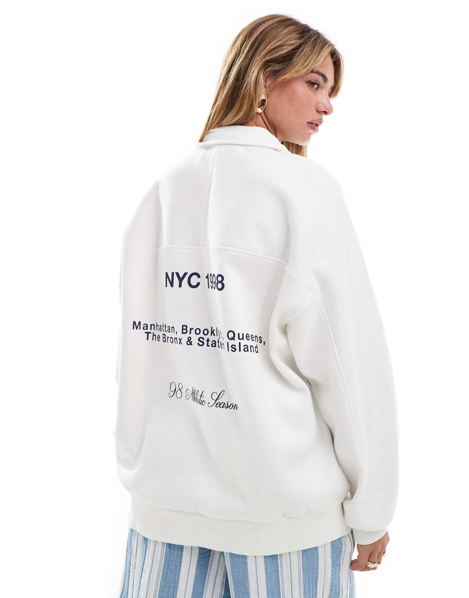 Bershka 'NYC' 1/4 sweatshirt in ecru