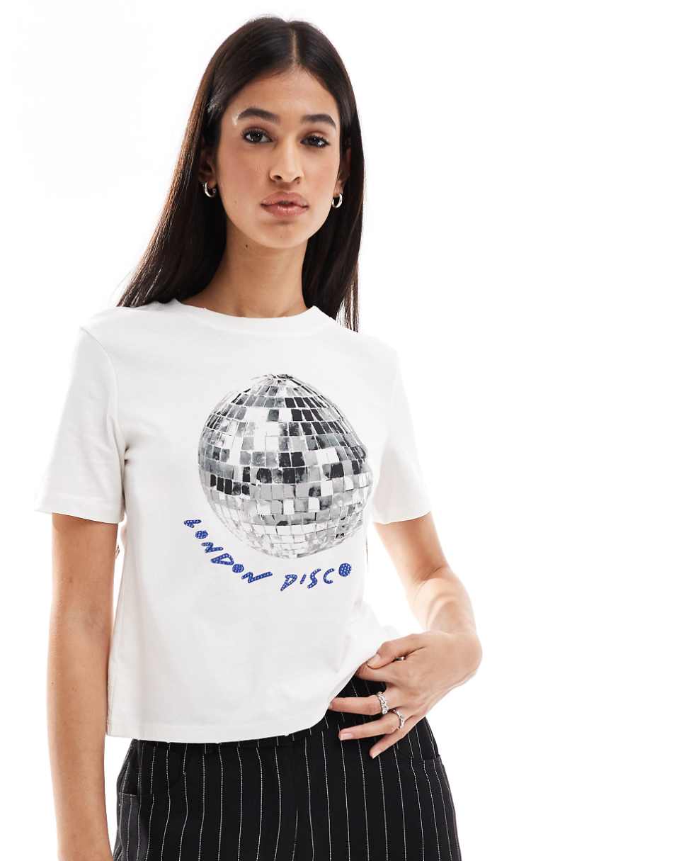 Bershka baby tee with London Disco print