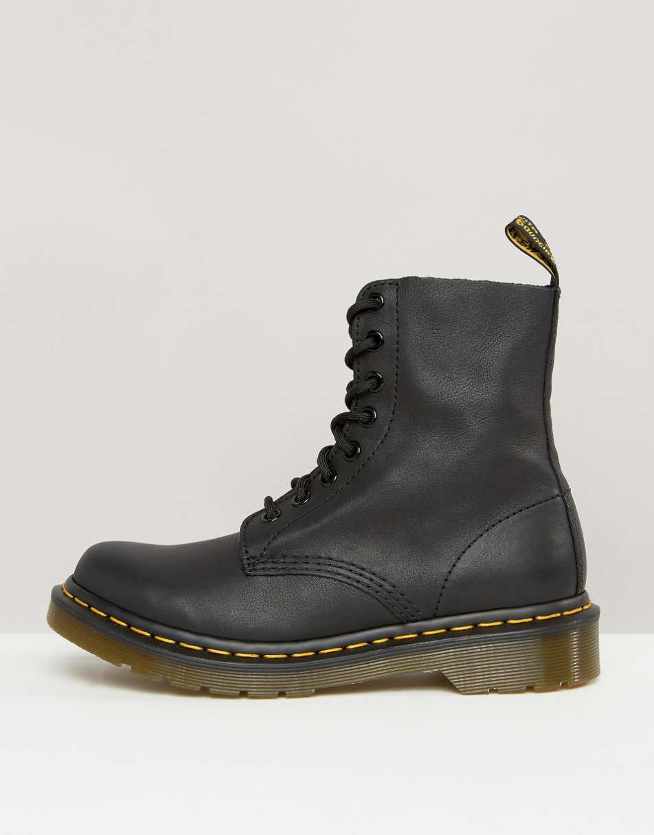 Dr Martens 1460 Pascal 8 eye boots in black