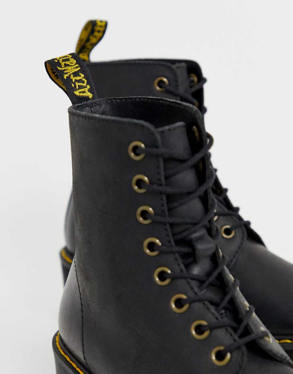 Dr Martens Shriver Hi Wyoming heeled ankle boots in black