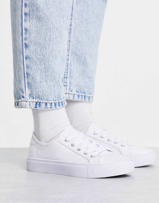 ASOS DESIGN Dizzy lace up sneakers in white