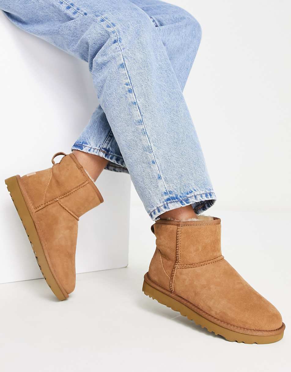 UGG classic mini ii boots in chestnut