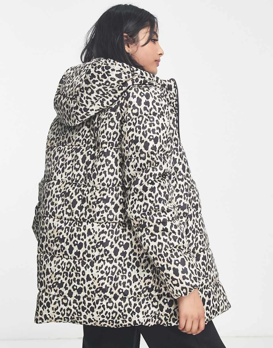 Vila padded coat with hood in leopard print