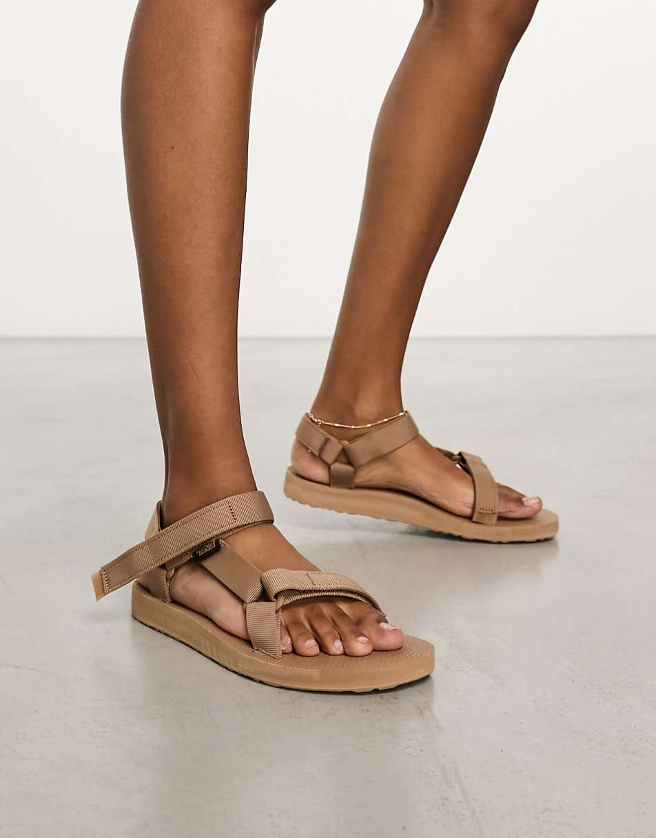 Teva Original Universal sandals in sand dune tan