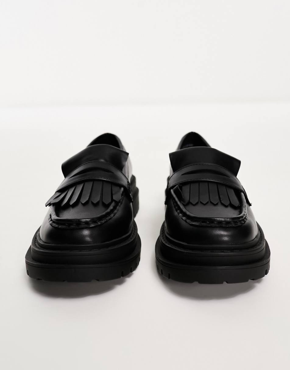 ASOS DESIGN Wide Fit Majesty chunky fringed loafers in black