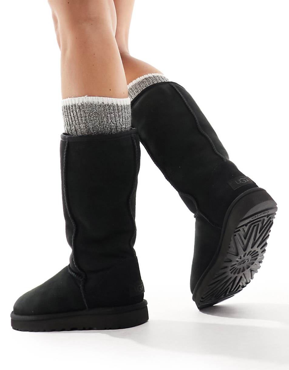 UGG Classic tall II boots in boots in black