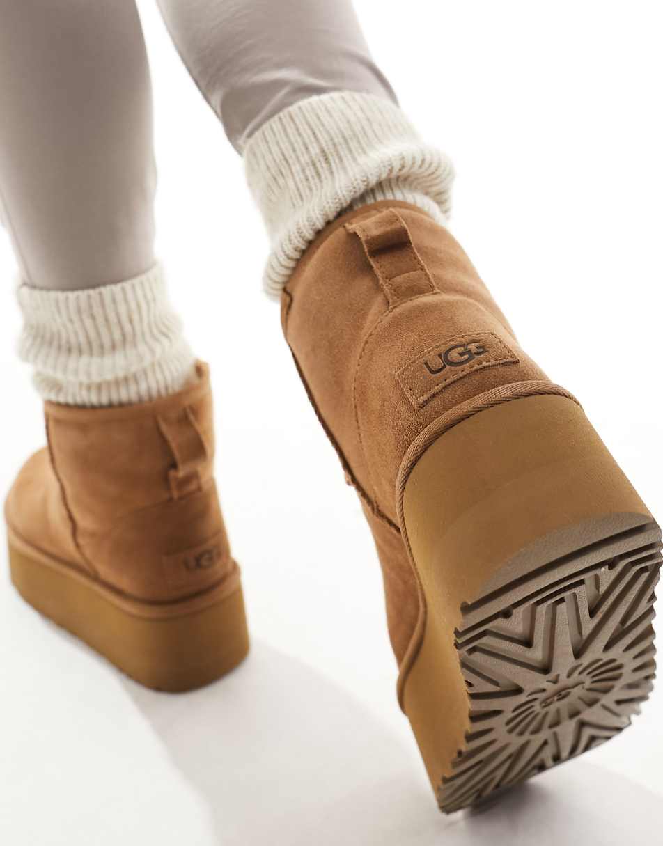 UGG Classic mini platform boots in chestnut