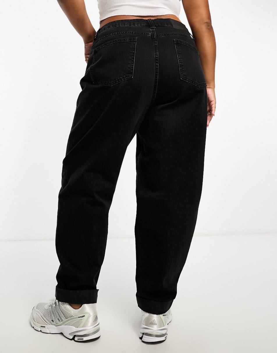 ASOS DESIGN Curve high rise relaxed mom jeans in black