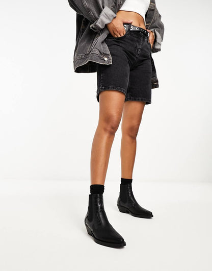 Only faux croc detail western boots in black