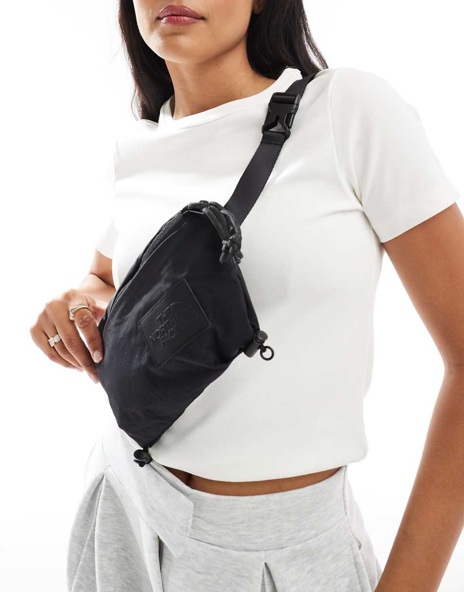 The North Face Never Stop Exploring fanny pack in black