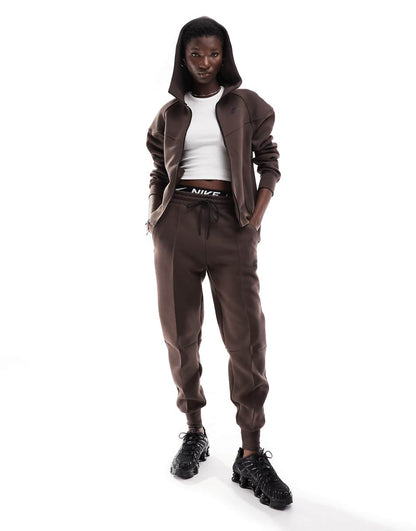 Nike Tech Fleece full zip hoodie in baroque brown