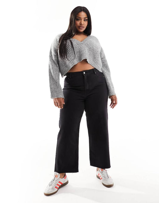 ASOS DESIGN Curve cropped easy straight jeans in black