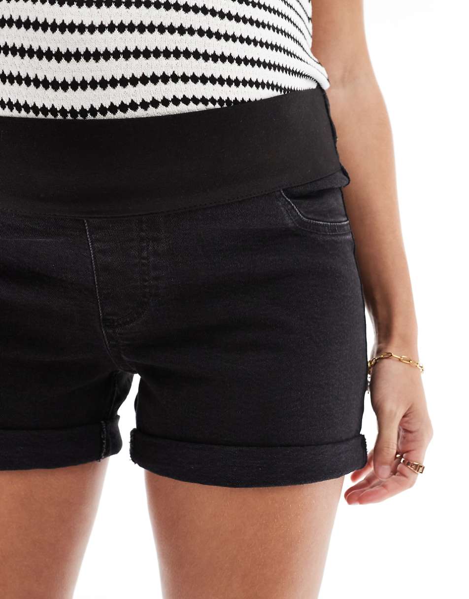 ASOS DESIGN Maternity denim comfort mom shorts in wash black