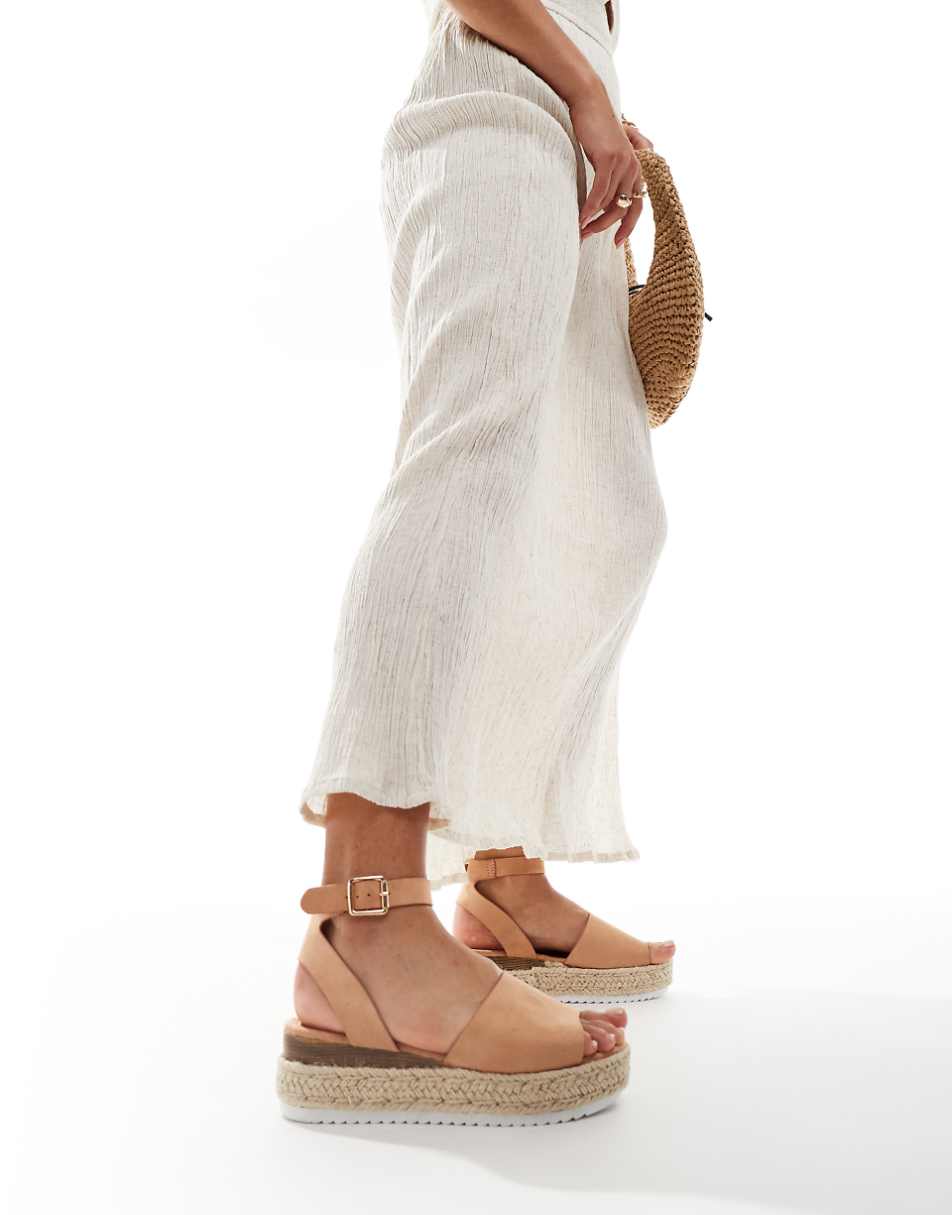 Truffle Collection flatform espadrilles in beige