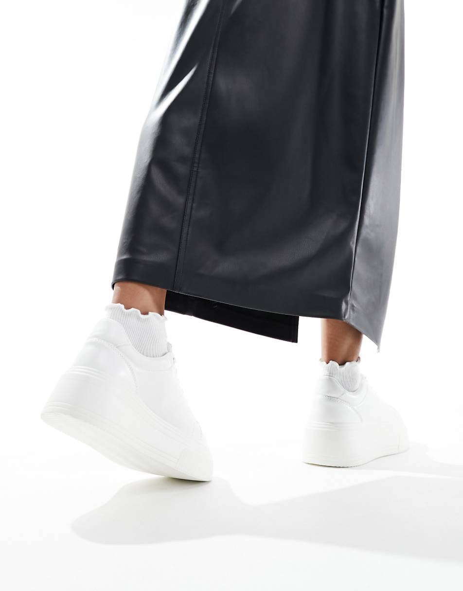 ASOS DESIGN Dream chunky sneakers in white