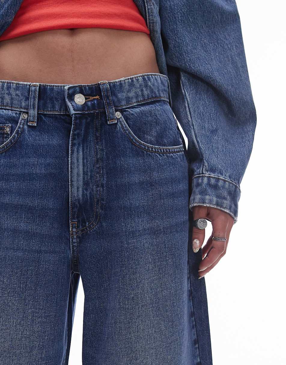 Topshop Gilmore low slung boyfriend jeans in rich blue