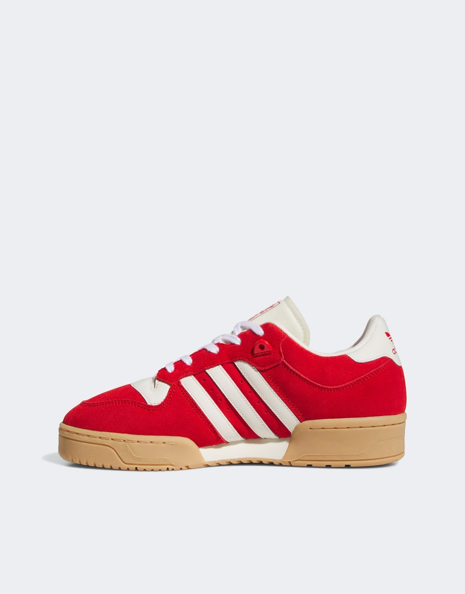 adidas Originals Rivalry 86 Low sneakers with gum sole in red and white