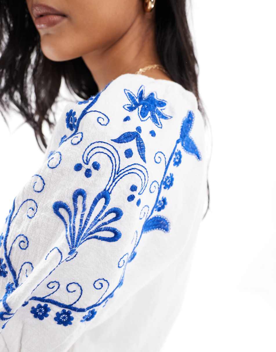 JDY embroidered sleeve top in white