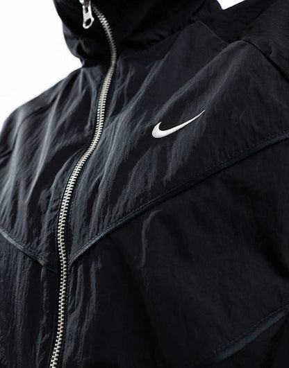 Nike Windrunner jacket in black