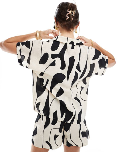 JDY short sleeve textured shirt in abstract mono print - part of a set
