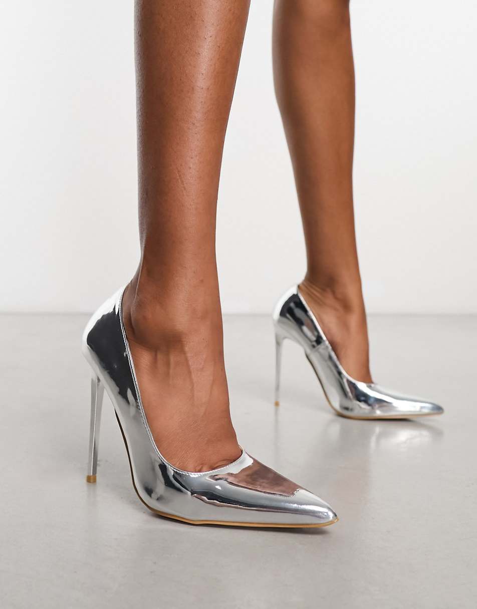 Simmi London Wide Fit Agathia pumps in silver mirror