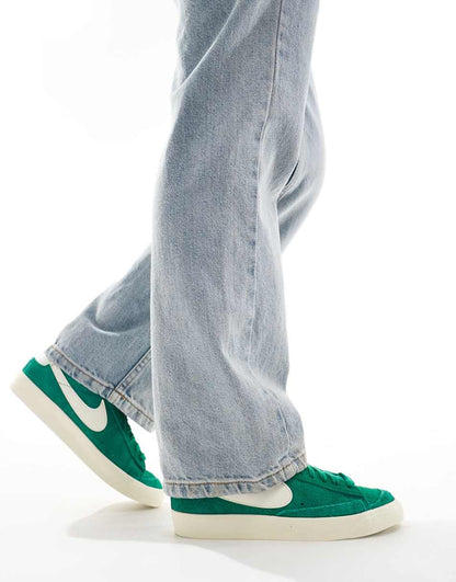 Nike Blazer Low '77 sneakers in green and white