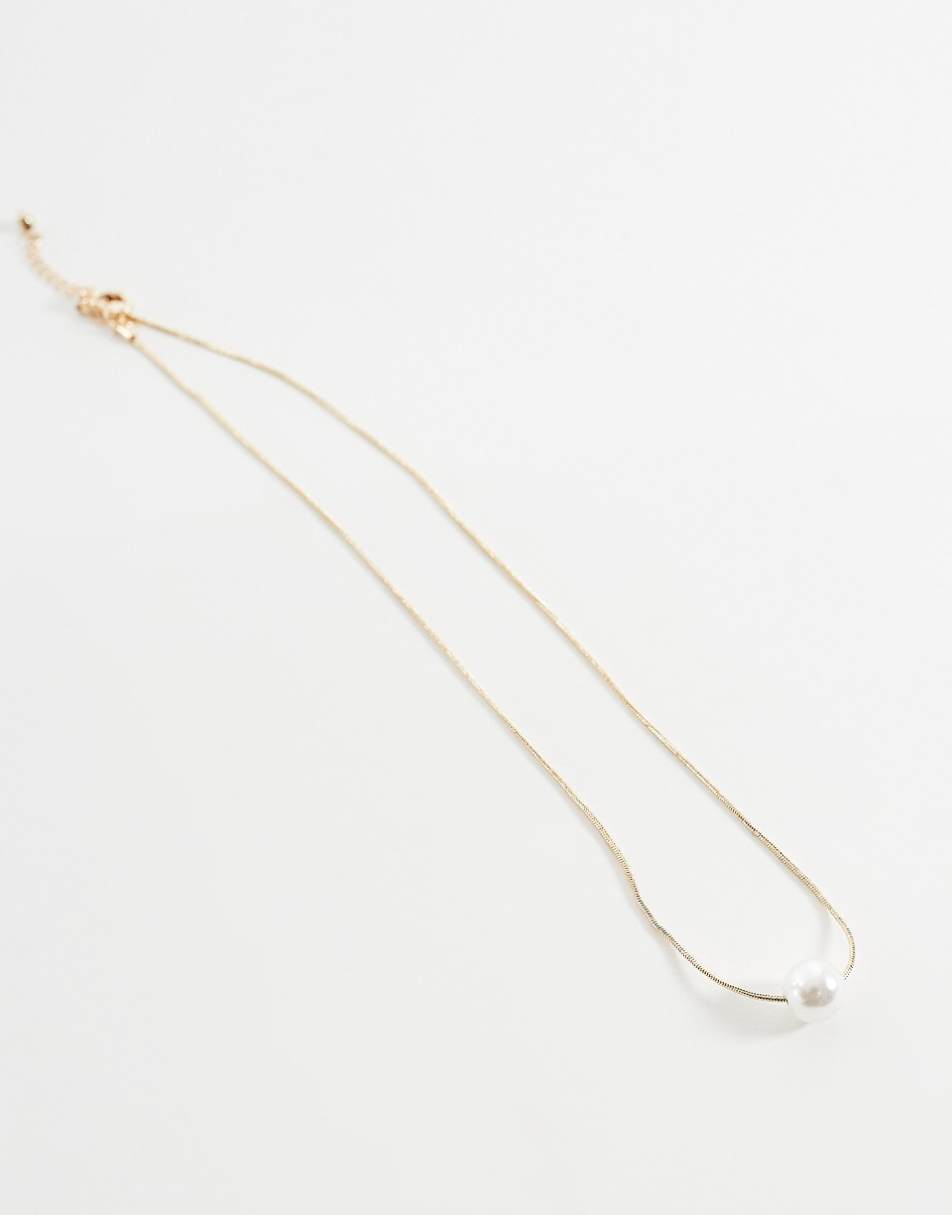 ASOS DESIGN Curve short necklace with faux pearl charm in gold tone