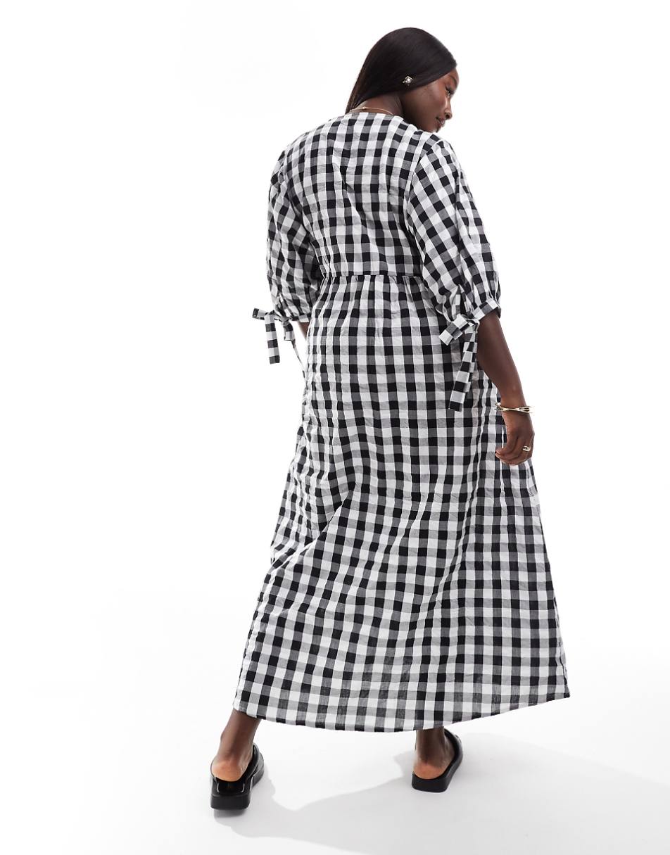 ASOS DESIGN Curve wrap midi smock dress in mono gingham